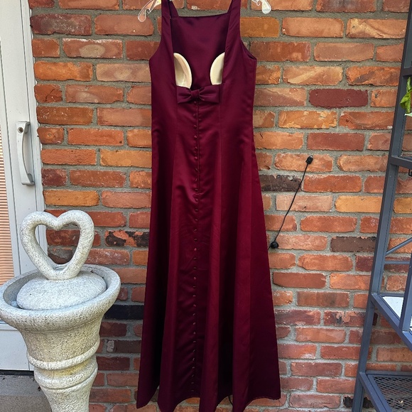 Alfred Angelo Burgundy Prom / Bridesmaid Gown - Picture 3 of 7